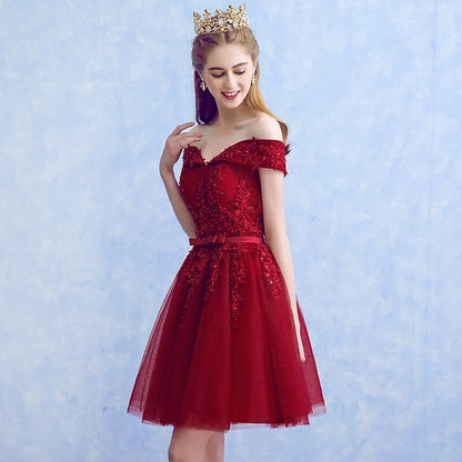 Sexy Red Lace Elegant Knee Length Prom Dresses 2018 New Arrived Women Beading A Line short Evening Party Dress With Bow