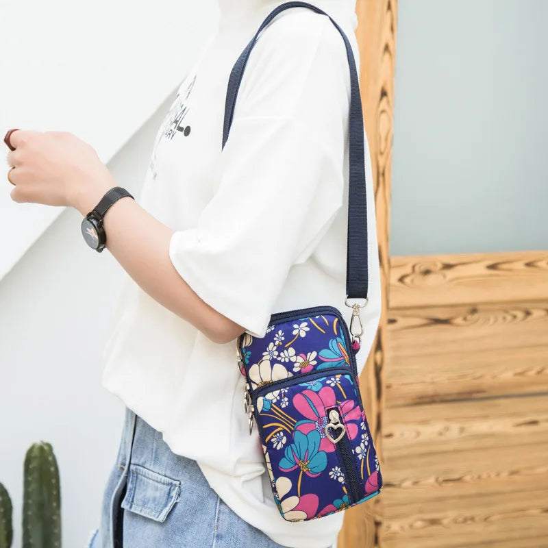 Women Fashion Shoulder Bag New Mini Sweet Universal Phone Wild Wallet Fancy Pouch Outdoor Sport Designer Arm Storage Handbags